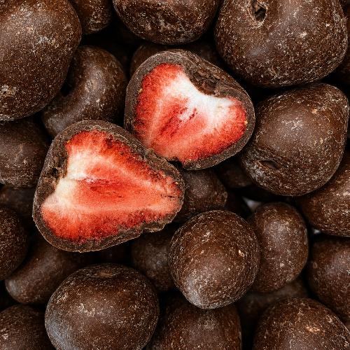 Chips de Morango com Chocolate Meio Amargo Zero 100g Emporio Aurea